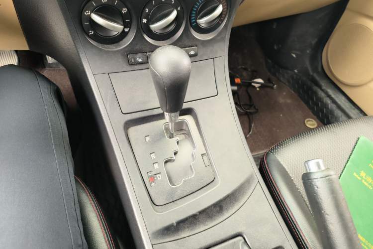 Used Mazda 3 2011 Sedan 1.6L Automatic Comfort Model Gear Lever