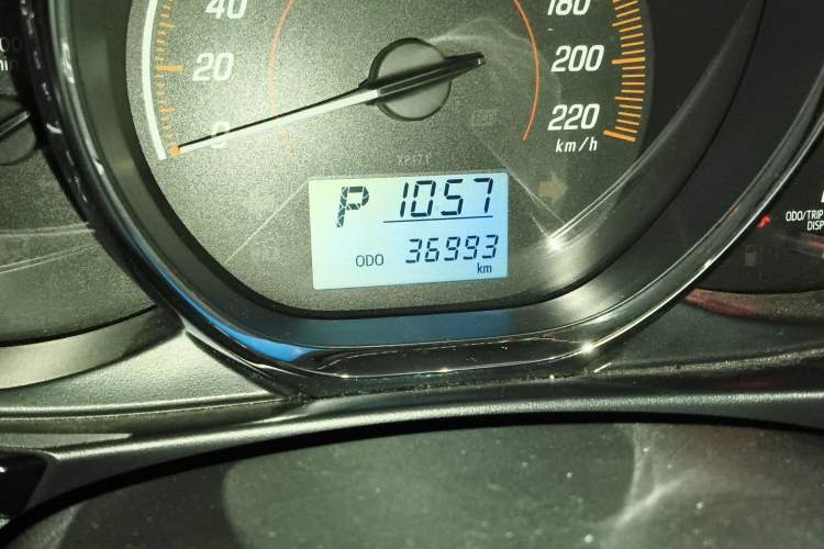 Used Toyota YARiS L Zhi Xuan 2021 X-Trail 1.5L CVT Luxury Edition Odometer Close Up