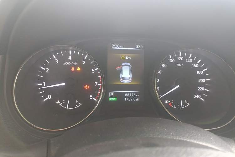 Used Nissan Qashqai 2016 2.0L CVT Elite Edition