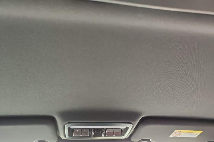 Used iCAR V23 2025 401 Two-Wheel Drive Advanced Edition
