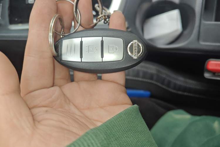 Used Nissan X-Trail 2019 2.0L CVT Smart Connect Comfort Edition 2WD
