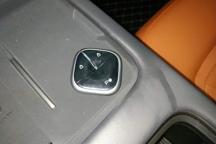 Used Wuling Xingguang 2025 610 km Smart Flagship Version Interior 1