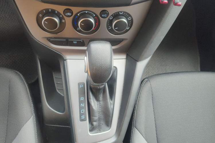 Used Ford Focus 2012 Hatchback 1.6L Automatic Comfort Model
