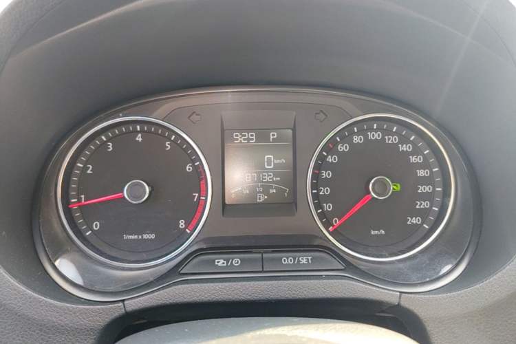 Used Volkswagen Polo 2014 1.6L Cross Polo Automatic