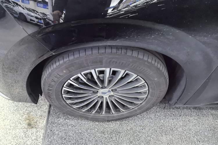 Used Denza D9 2022 DM-i 970 Four-Wheel Drive Flagship Model
