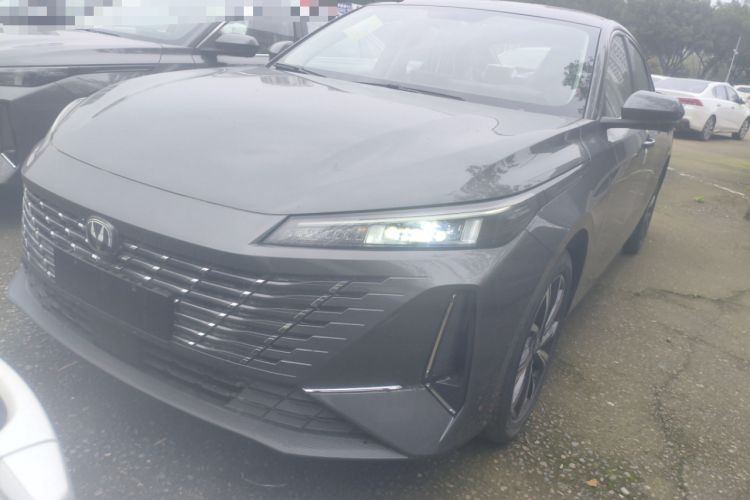 Used CHANGAN Eado 2025 Blue Whale 1.5T 500Bar Prestige Model