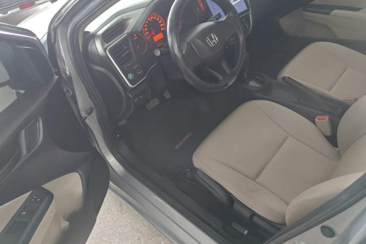 Used Honda City 2017 1.5L CVT Comfort Version Driver Seat