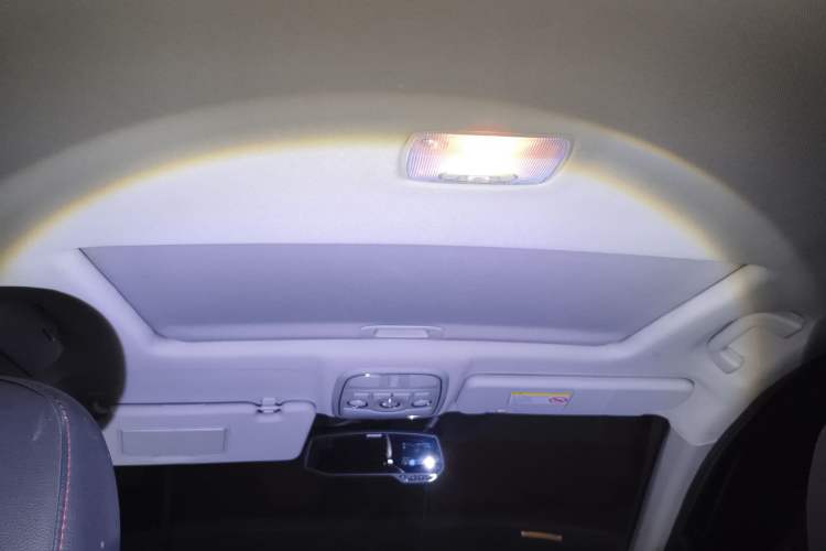 Used Haval H6 2015 Upgraded Model 1.5T Manual Two-Wheel Drive Elite Version