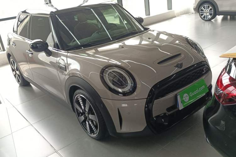 Used MINI 2023 Facelift 2.0T COOPER S Artist Five-Door Edition