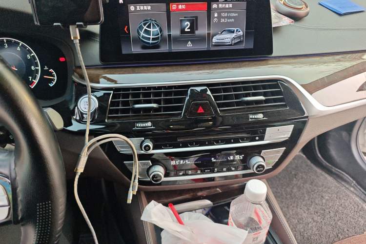 Used BMW 5 Series 2019 525Li Luxury Package