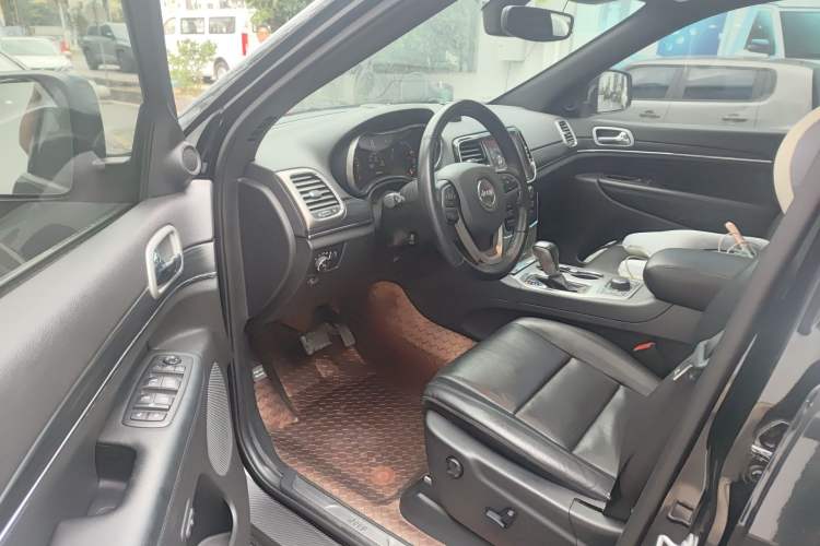 Used Jeep Grand Cherokee 2020 3.0L Elite Navigation Edition
