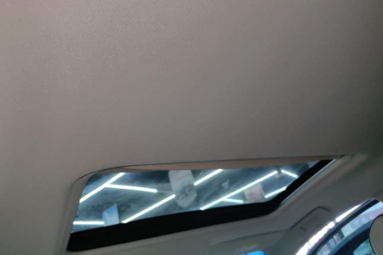 Used Buick GL8 2022 Land Business Class 652T Luxury Model
