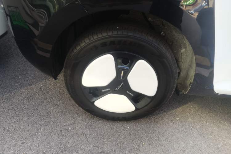 Used CHANGAN NEVO Lumin 2025 301km Cute Baby Edition Right Rear Wheel Hub