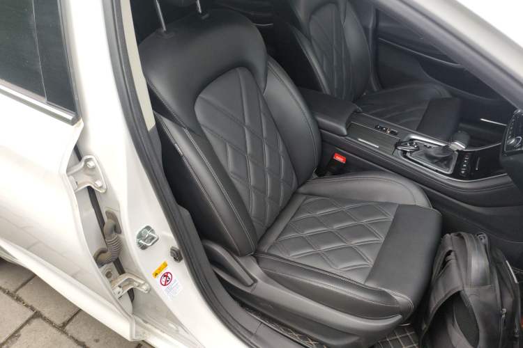 Used CHANGAN Ruicheng CC 2022 Blue Whale Edition 1.5T DCT Prestige Model Right Front Seat