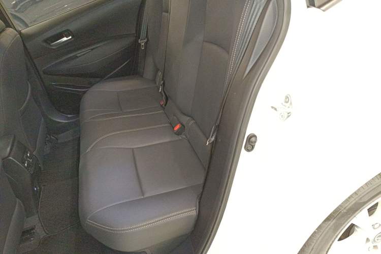 Used Toyota Corolla 2023 1.8L Smart Electric Hybrid Dual-Motor Elite Edition Left Rear Seat