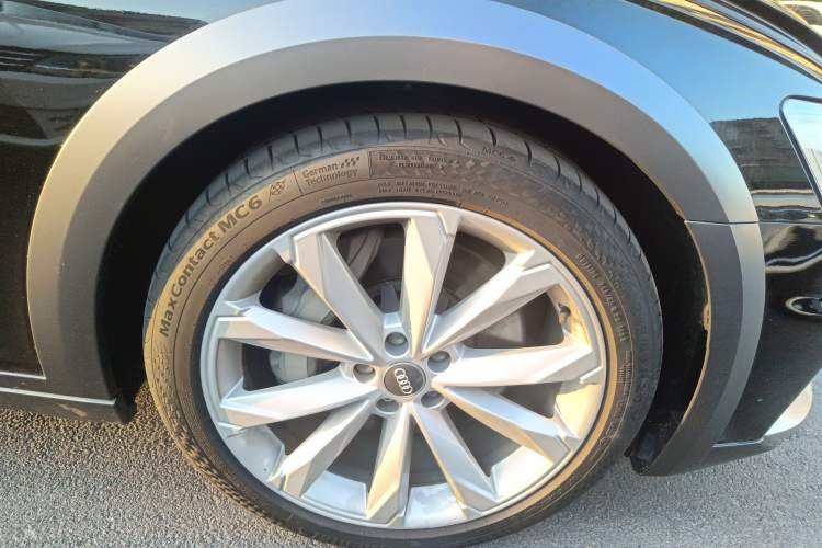 Used Audi A6 2020 allroad quattro Explorer 55 TFSI Prestige Off-Road Model
