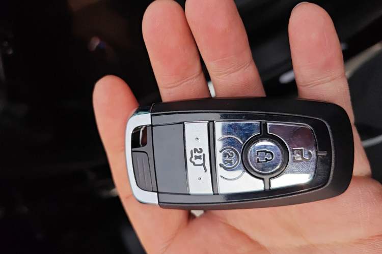 Used Lincoln Corsair 2022 2.0T Two-Wheel Drive Deluxe Edition