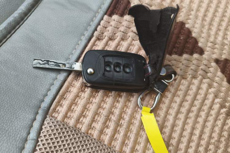 Used Baojun 730 2014 1.5L manual Comfort ESP version 7 seats Vehicle Key