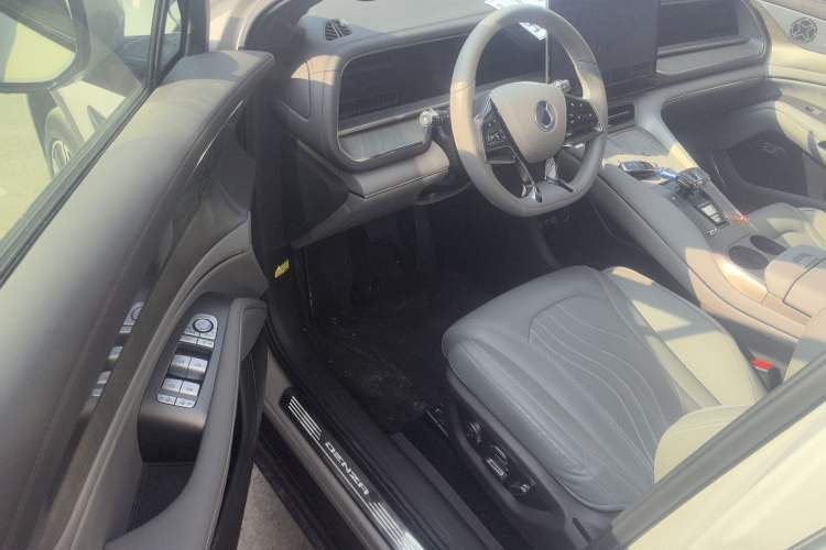 Used Denza N7 2024 630 All-Wheel Drive Intelligent Driving Max Edition
