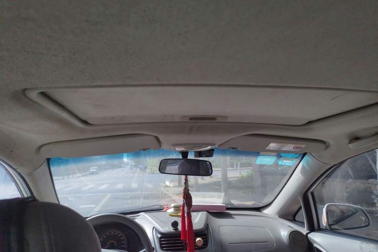 Used Chevrolet Sail 2011 Sedan 1.4L AMT Happiness Edition