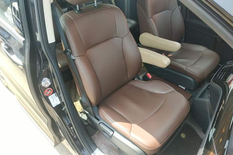 Used Honda Odyssey 2019 2.0L Rui·Comfort Edition Right Front Seat