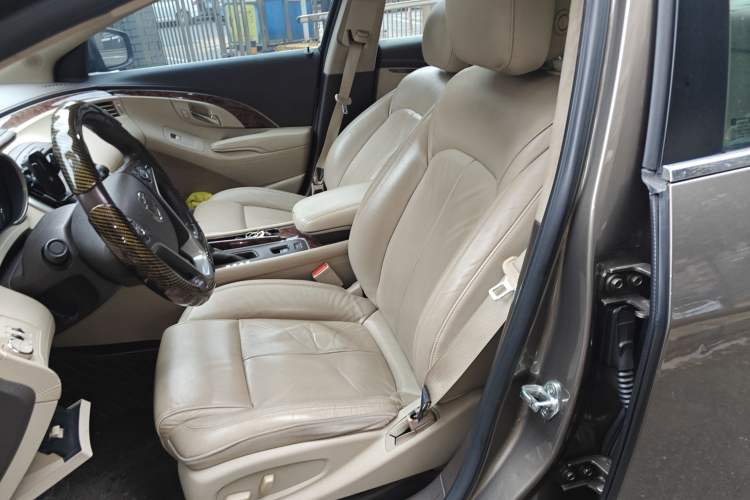 Used Buick LaCrosse 2013 2.4L SIDI Leading Comfort Version
