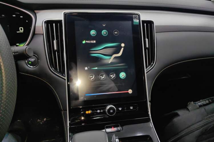 Used Roewe i6 MAX New Energy 2023 EV 420 Skyroof Special Edition
