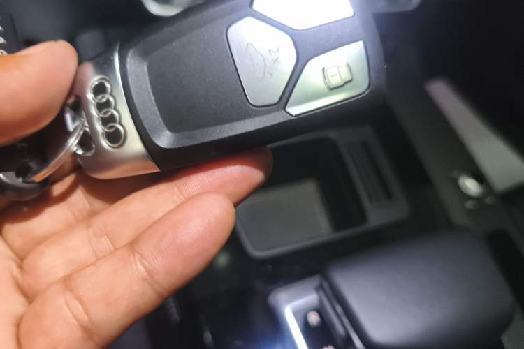 Used Audi Q5L 2022 Updated 40T Luxury Dynamic Edition Interior 1