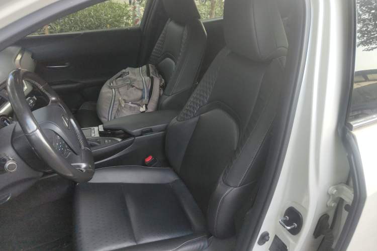 Used Lexus UX 2020 260h Explore-Cool Edition
