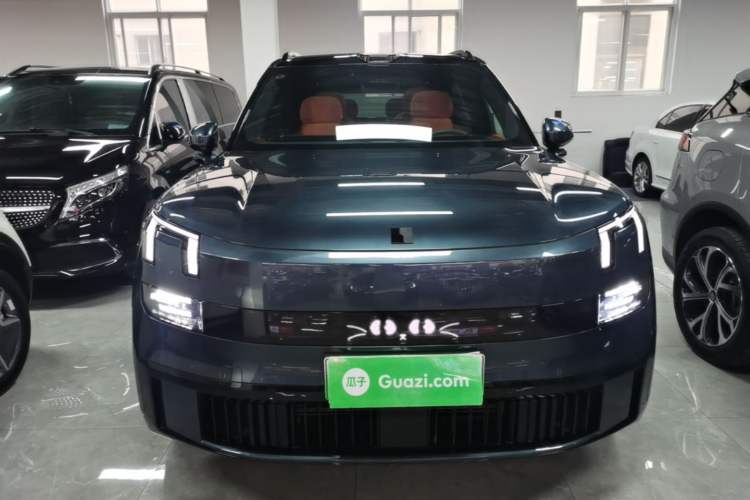 Used Lynk & Co 900 2025 2.0T Ultra
