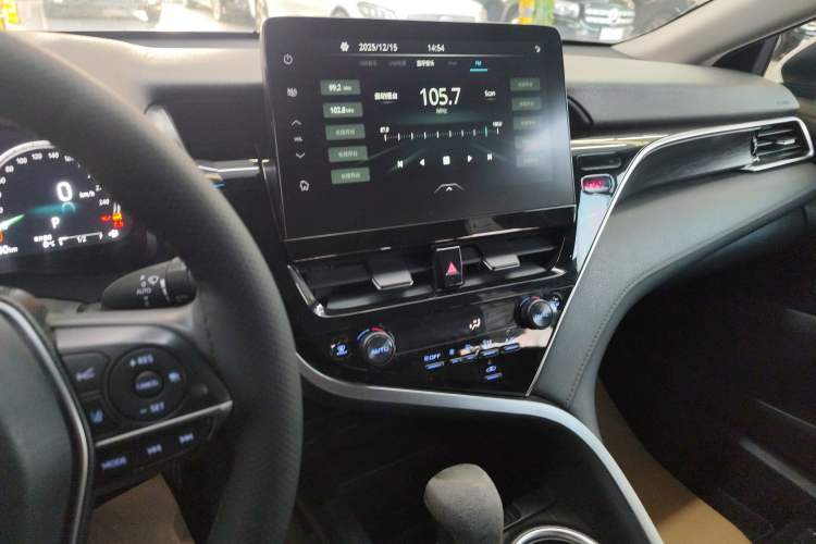 Used Toyota Camry 2021 2.5G Luxury Edition