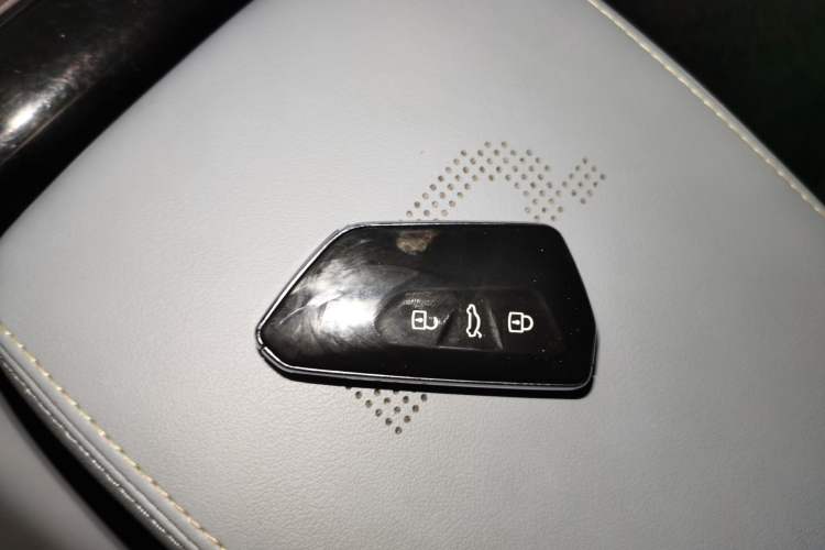 Used Volkswagen ID.4 X 2022 Smart Enjoyment Long-Range Edition Vehicle Key