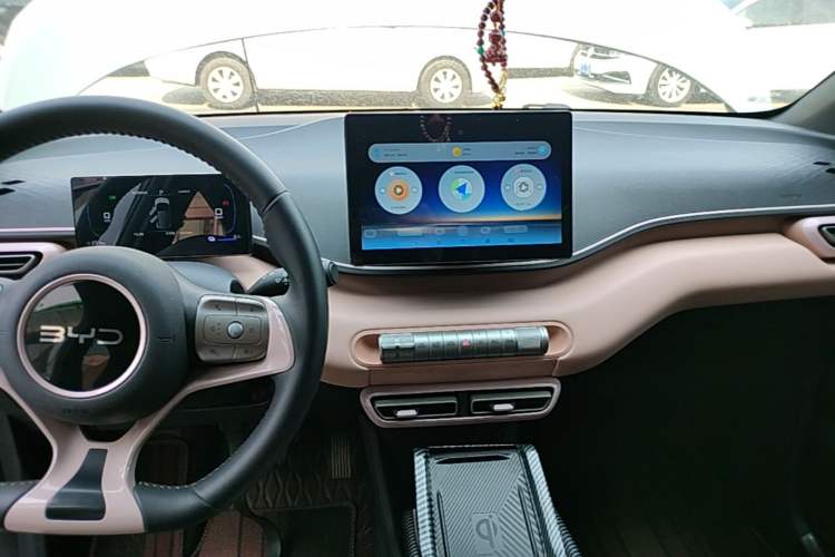 Used BYD Seagull 2025 305 km Free Version Audio And AC Panel