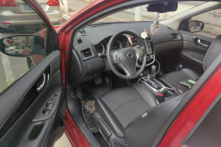 Used Nissan Tiida 2019 1.6L CVT Smart Drive Version China VI Standard Driver Seat