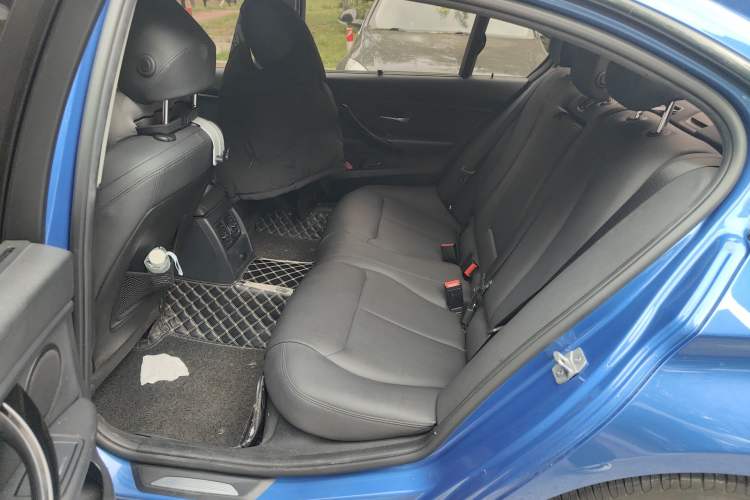 Used BMW 3 Series 2018 320Li Leading Model M Sport Package Left Rear Seat