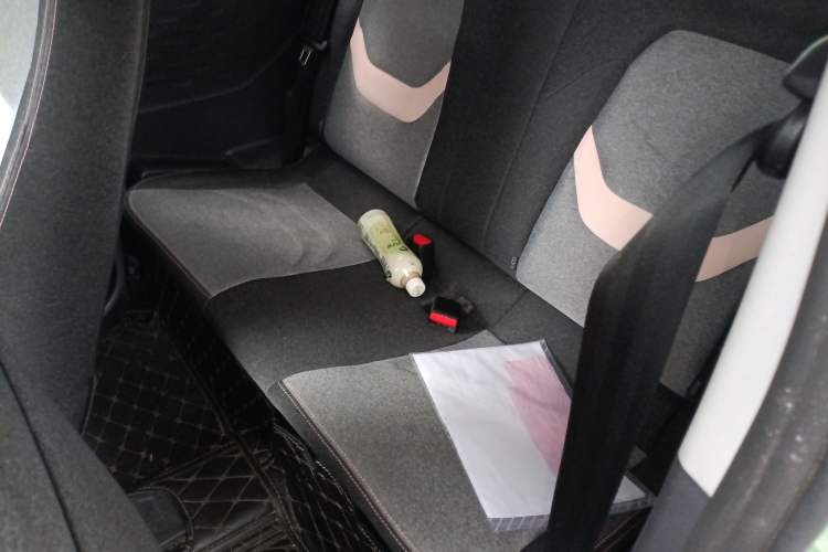 Used Chery QQ Ice Cream 2023 120km Ice Cream-Type Lithium Iron Phosphate
