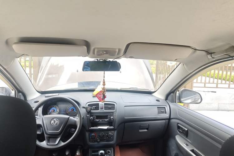 Used Dongfeng Fengon 330 2016 1.2L Manual Base Version DK12-07
