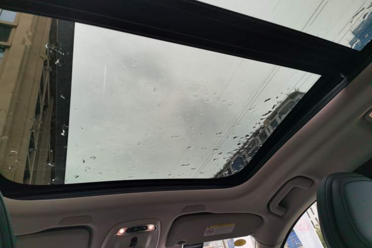 Used Volvo XC60 2019 T4 Zhiyi Edition China V Standard
