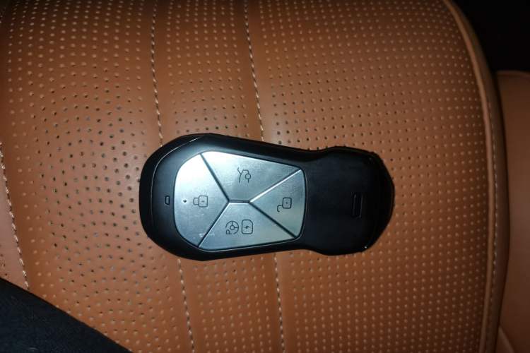 Used XPeng G9 2022 702 Pro Vehicle Key