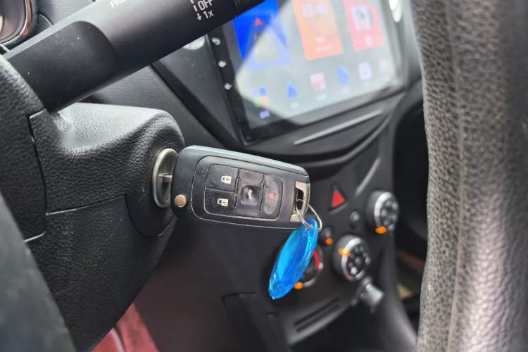 Used Chevrolet Trax 2016 1.4T Manual Two-Wheel Drive Comfort Version with Sunroof