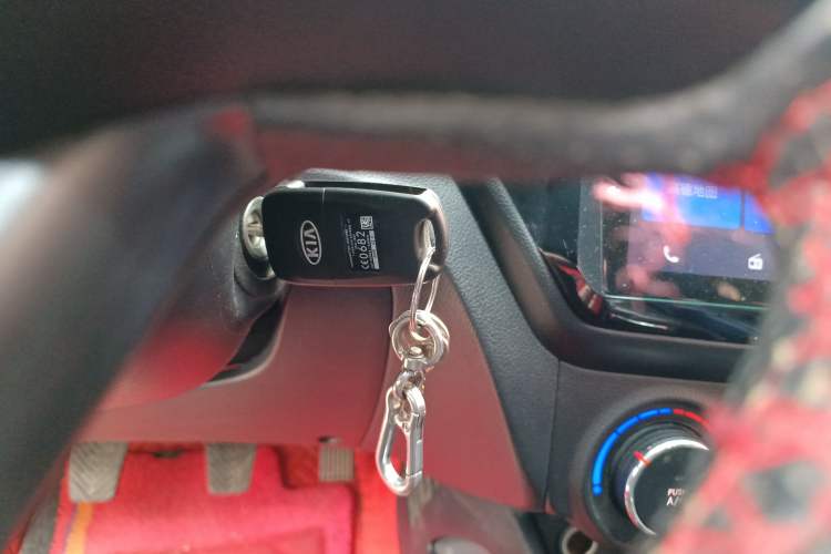 Used Kia K2 2012 Sedan 1.4L MT GLS Commemorative Edition