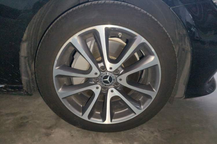 Used Mercedes-Benz E-Class 2019 Restyled E 300 L Luxury Edition