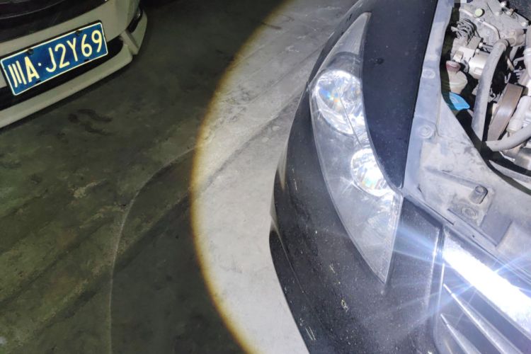 Used Honda Accord 2011 2.4L LX Right Front Headlight