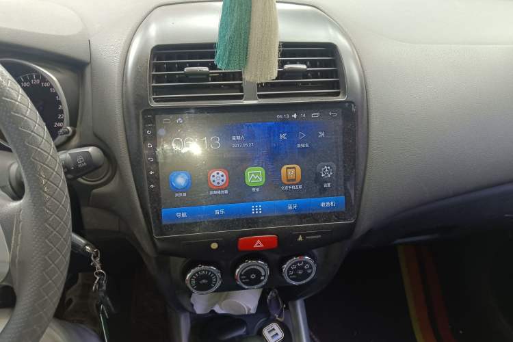 Used Mitsubishi ASX 2016 2.0L CVT Two-Wheel Drive Excellence Edition Audio And AC Panel