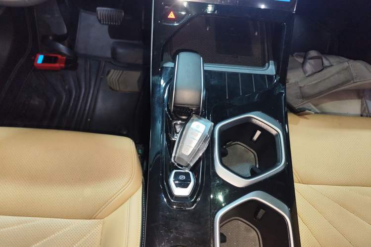 Used Geely Auto FX11 2023 2.0TD DCT Prestige Edition