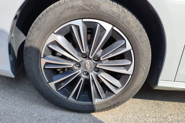 Used Chery Fengyun A8 2024 127 ZHU FENG Version
