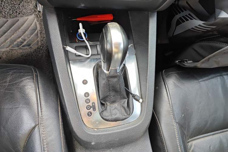 Used Volkswagen Sagitar 2012 1.4TSI Automatic Luxury Edition