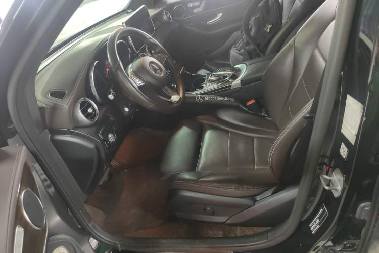 Used Mercedes-Benz GLC 2019 GLC 260 4MATIC Dynamic Edition Left Front Seat