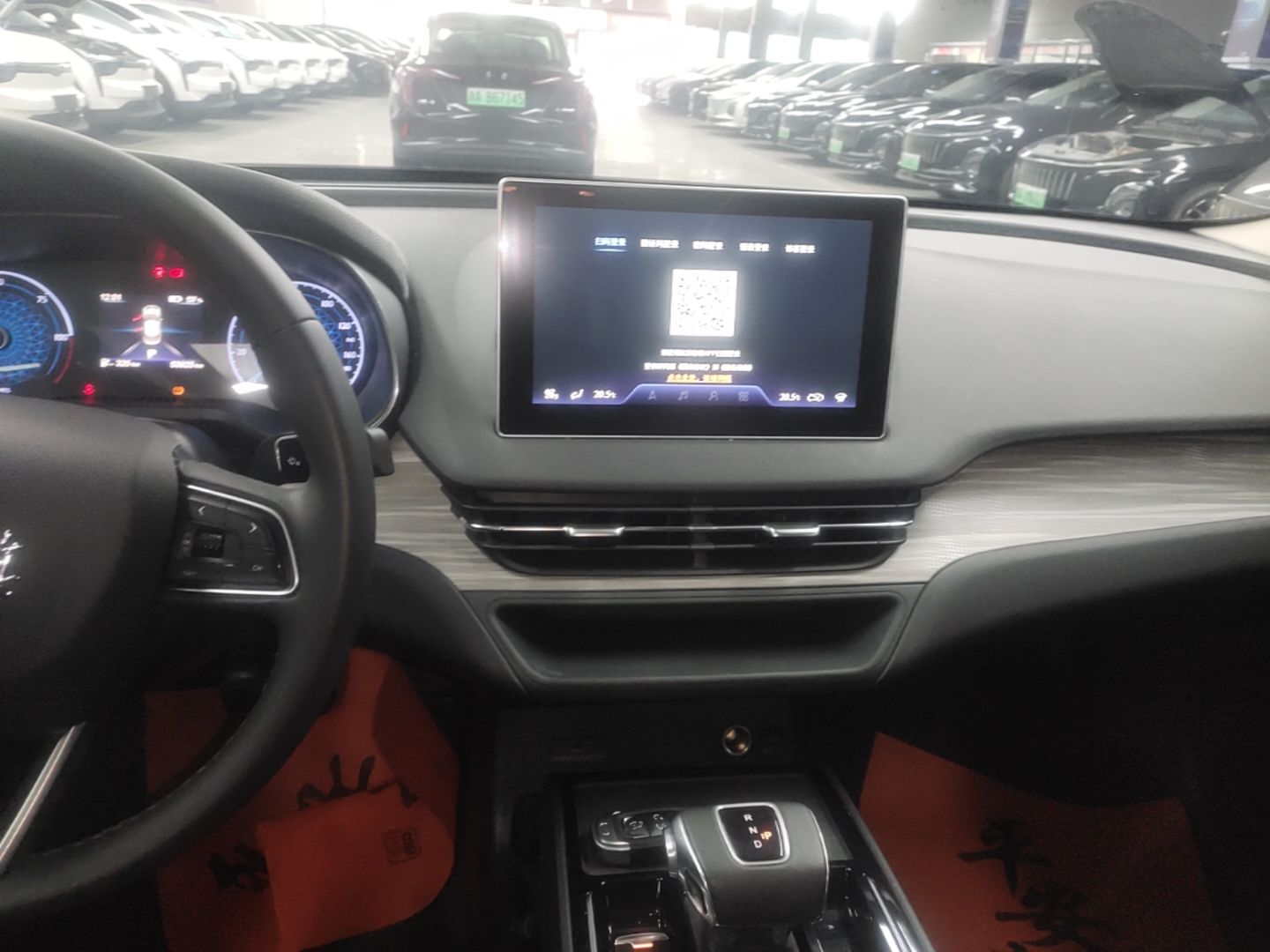 Hongqi E-QM5 2023 620km PLUS — снимка 17