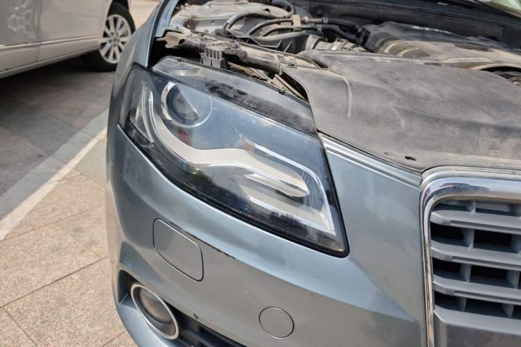 Used Audi A4L 2011 2.0 TFSI Comfort Model Right Front Headlight